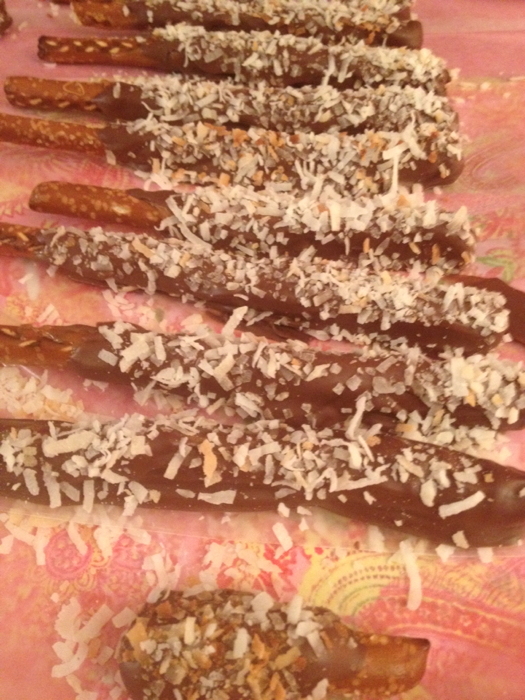 6-layer-chocolate-covered-pretzel-rods-haute-tramp.jpg